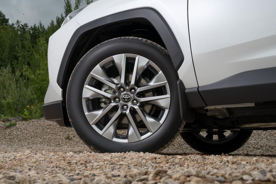 Колеса Toyota RAV4 2019 года  (CIS) (фото 2 из 6)